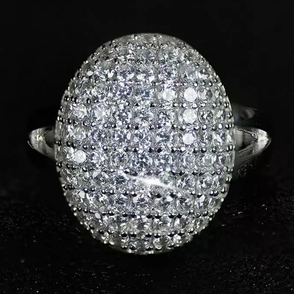 Sterling silver oval shape ring - Picture 3 of 4